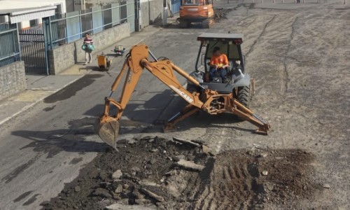 Prefeitura avança no recapeamento asfáltico da Rua Presidente Costa e Silva, na Califórnia